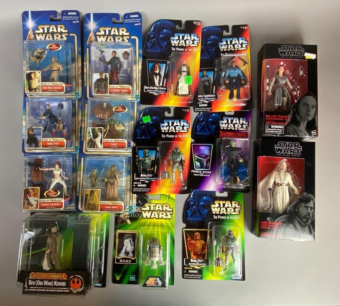 Group of Star Wars Action Figures (1 of 3)