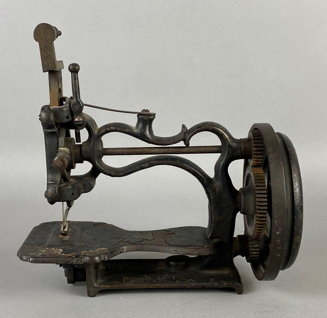 Antique Child-Sized Cast Iron Hand-Crank Sewing Machine (1 of 6)