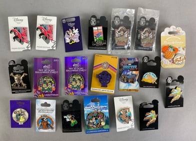 Group of 20 Disney z enamel Ouns and Nore