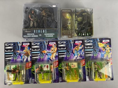 Group of Kenner Aliens Action Figures and More