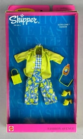 2000 Mattel Barbie Skipper Fashion Ave. Aloha Lime Fashion Outfit