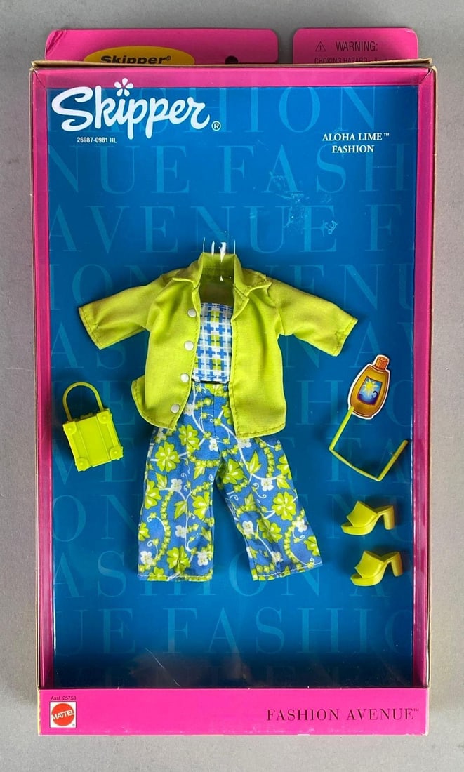 2000 Mattel Barbie Skipper Fashion Ave. Aloha Lime Fashion Outfit: No. 25753, In original packaging, Packaging measures 11 1/4 x 6 3/4 x 1 inches, For 9 inch dolls.
