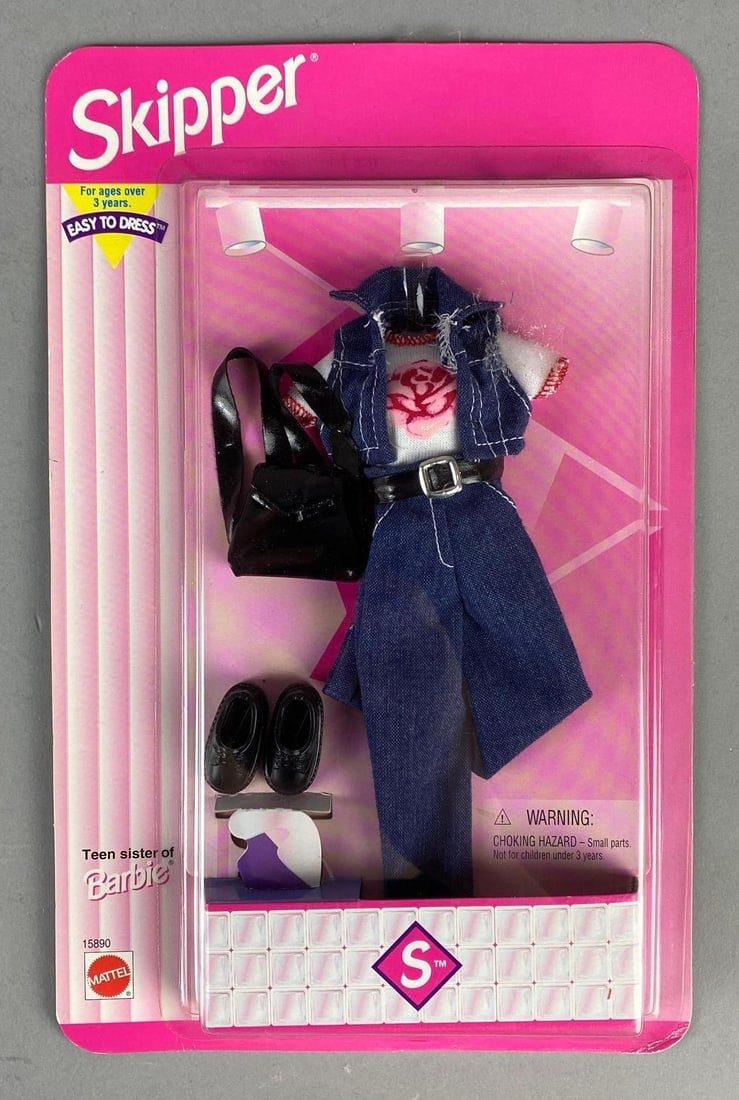 1996 Mattel Barbie Skipper No. 15890 Fashion Outfit: In original packaging, Blue Jean Outfit, Packaging measures 11 x 7 x 1 inches.