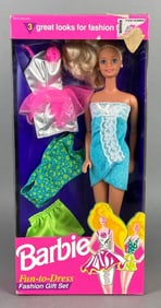1992 Mattel Fun-to-Dress Barbie Fashion Gift Set