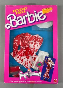 Mattel Fashion Fever Barbie Fashion Doll Beverly Hills Clothing Set