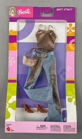 Mattel Barbie Fashion Doll Beat Street Clothing Set