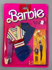 Mattel Barbie Fashion Doll Twice as Nice Clothing Set
