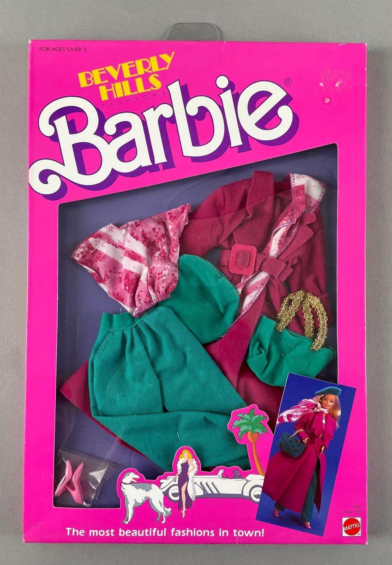 Mattel Barbie Fashion Doll Beverly Hills Clothing Set: 1987 original packaging