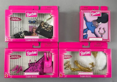 Group of Mattel Barbie Fashion Avenue Doll Accessories