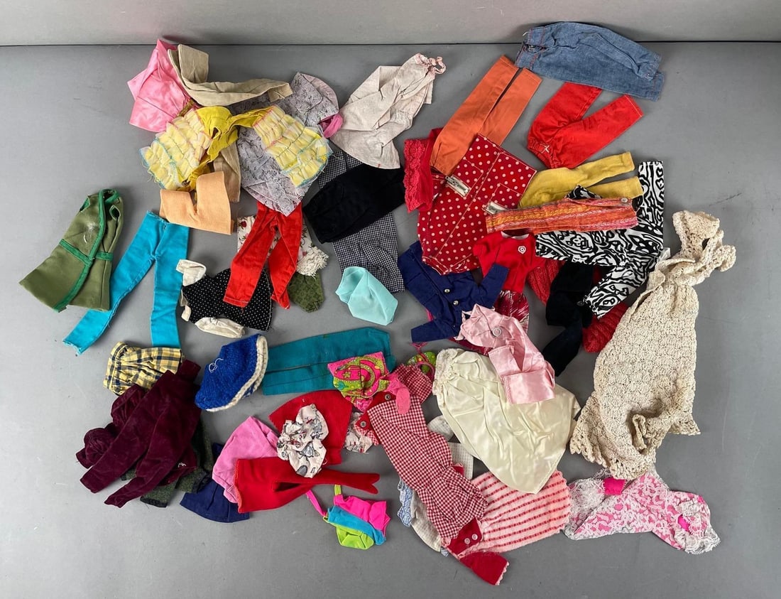 Group of Vintage Barbie and Friends Fashion Doll Clothing: Includes skipper Francie clothes