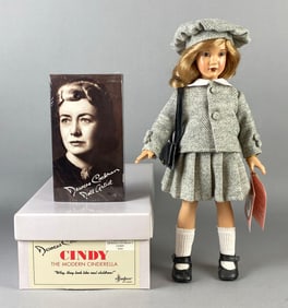 Efanbee Dewees Cochrans Cindy Modern Cinderella Doll with Original Box