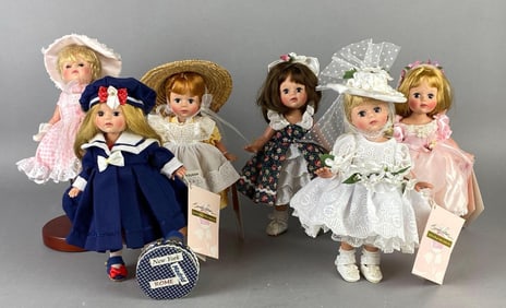 Group of 6 Susan Waukeen Dolls