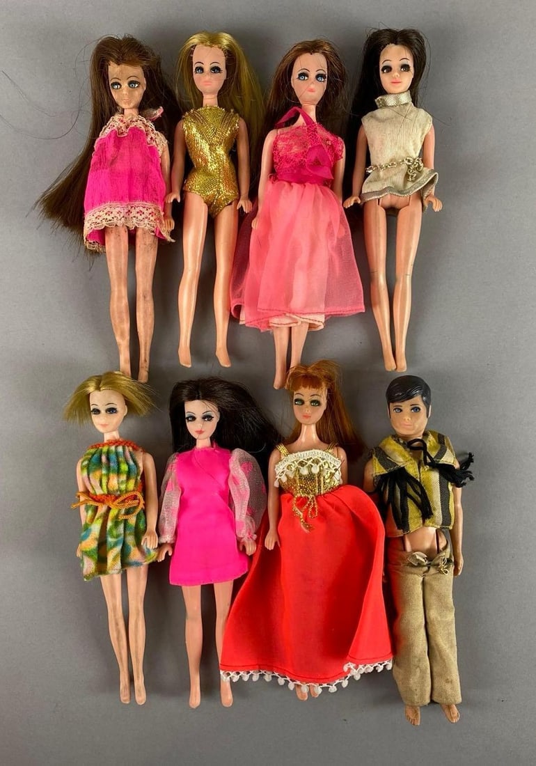 Group of 8 Topper Toys Dawn and Her Friends Fashion Dolls: 1970 Wear consistent with age. Largest measures 6 1/2 inches.