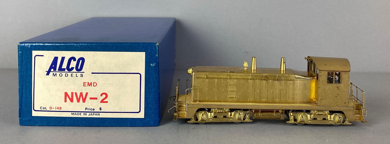 ALCO Models Brass HO Scale EMD NW-2 Locomotive (1 of 6)