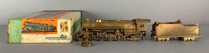 Akane Brass HO Scale USRA 2-8-2 Locomotive and Tender