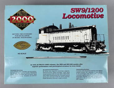 Proto Series 2000 HO Scale SW9 / 1200 Burlington Locomotive