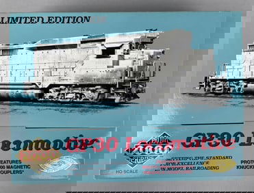 Proto Series 2000 HO Scale GP30 Burlington Locomotive