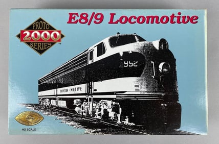 Proto Series 2000 HO Scale E8/9 Burlington Locomotive