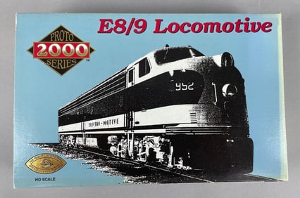 Proto Series 2000 HO Scale E8/9 Burlington Locomotive