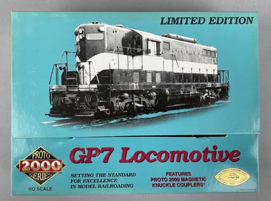 Proto Series 2000 HO Scale GP7 Burlington Locomotive