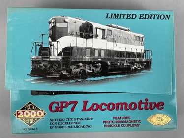 Proto Series 2000 HO Scale GP7 Burlington Locomotive