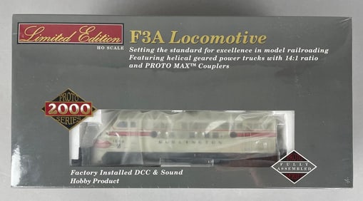 Set of Proto Series 2000 HO Scale F3A and B Locomotives