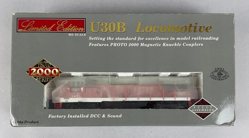 Proto Series 2000 HO Scale U30B Burlington Locomotive