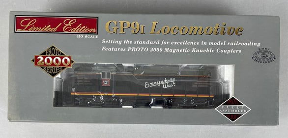 Proto Series 2000 HO Scale GP9i Burlington Locomotive