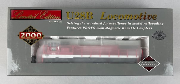 Proto Series 2000 HO Scale U28B Burlington Locomotive