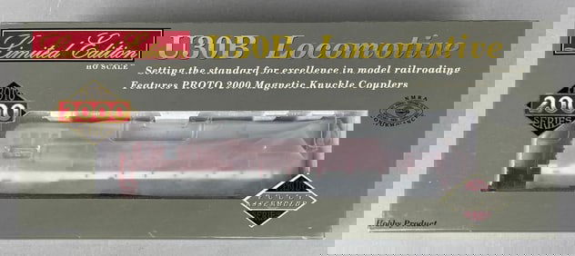 Proto Series 2000 HO Scale U30B Burlington Locomotive