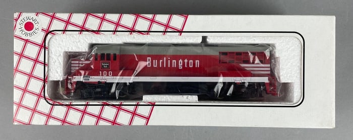 Stewart Hobbies HO Scale GE U25B Phase II Locomotive