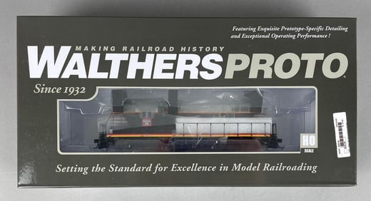 Walthers Proto HO Scale EMD GP7 Phase II Burlington Locomotive