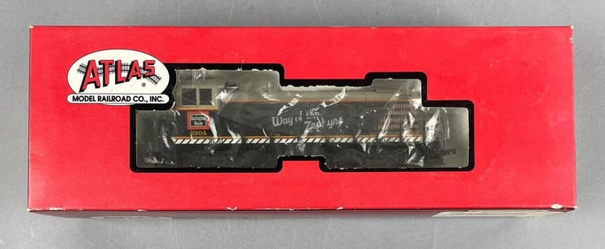Atlas HO Scale Alco S-2 Burlington Locomotive