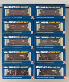 Group of Walthers Mainline HO Scale AAR Boxcars