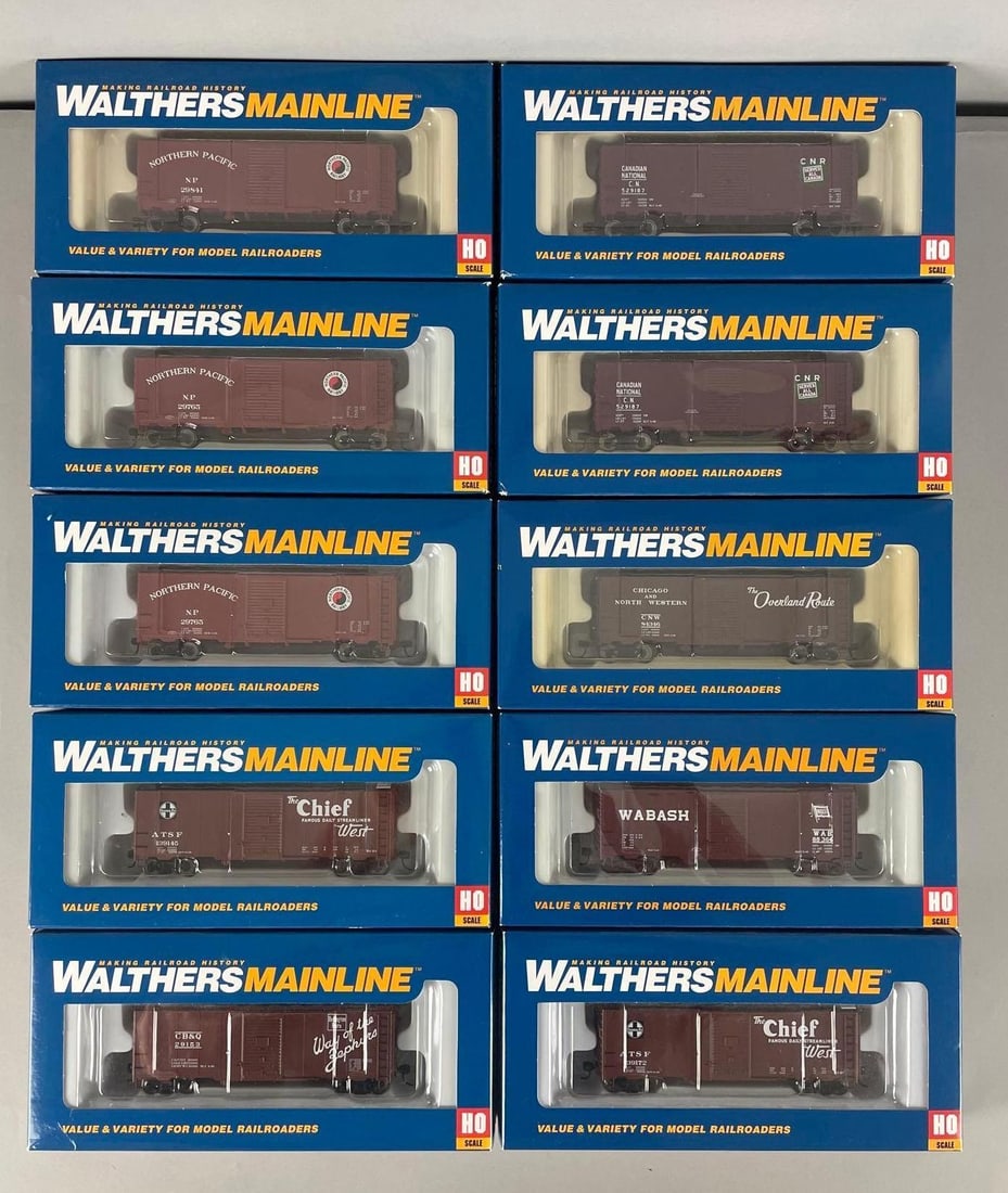 Group of Walthers Mainline HO Scale AAR Boxcars: Includes C&NW, northern pacific, Santa Fe, like new in original packaging