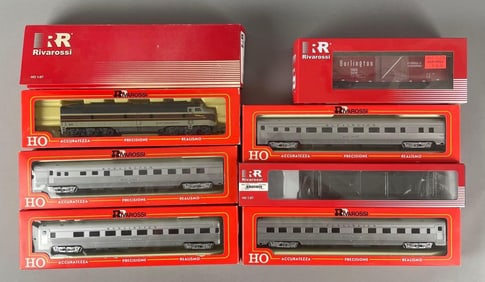 Group of Rivarossi HO Scale Train Cars