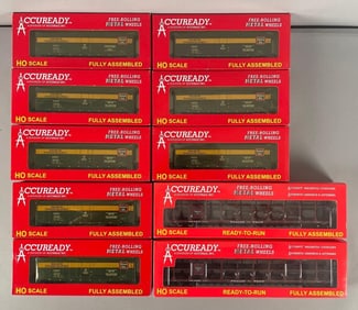 Group of Accuready HO Scale CB&Q Train Cars