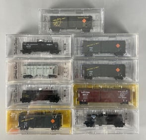 Group of Kadee Cars HO Scale Freight Train Cars