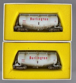 Group of 2 Beaver Creek HO Scale BR Whale Belly Hoppers