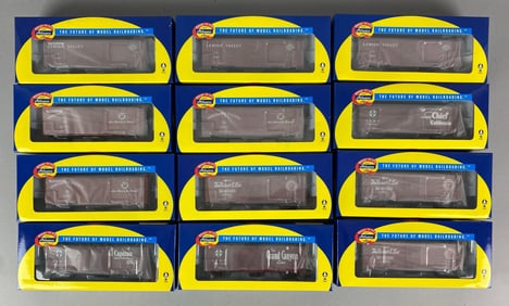 Group of Athearn Ready To Roll HO Scale Box Cars