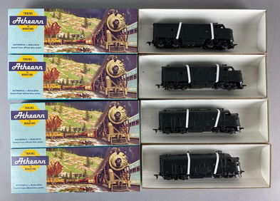 Group of 4 Athearn HO Scale F7A Locomotives