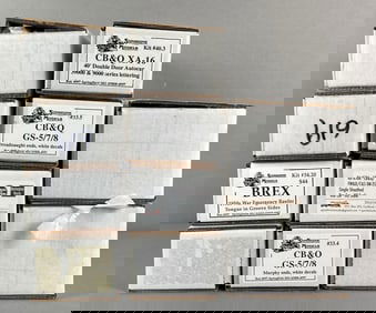 Group of Assorted HO Scale Railroad Plastic Model Kits