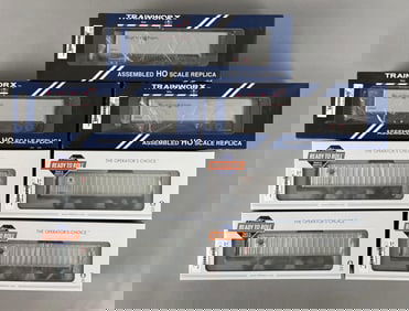 Group of HO Scale Train Van Cars