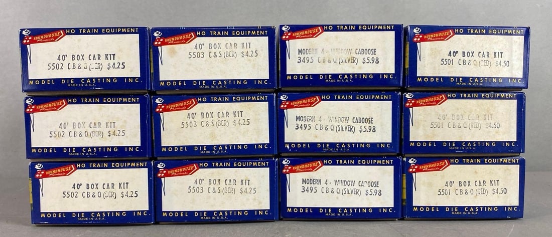 Group of 12 Assorted Roundhouse Products HO Gauge Box Car Kits (1 of 3)