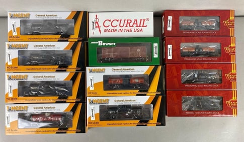 Group of 12 Assorted HO Train Cars