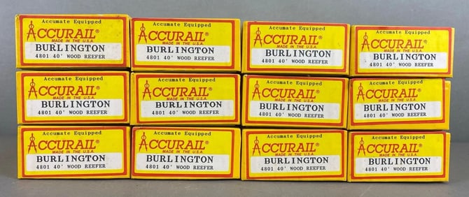 Group of 12 Accurail HO Scale Wood Reefers