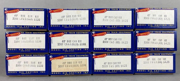 Group of 12 Assorted Roundhouse Product HO Scale Box Car