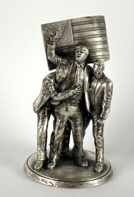 Gold Spartan Trump Fight Fight Fight No 14 5 oz .999 Silver Figure