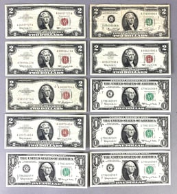 Group of 8 US $1 and $2 Bills