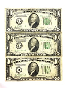 Group of 3 1934 $10 Green Seal Federal Reserve Notes